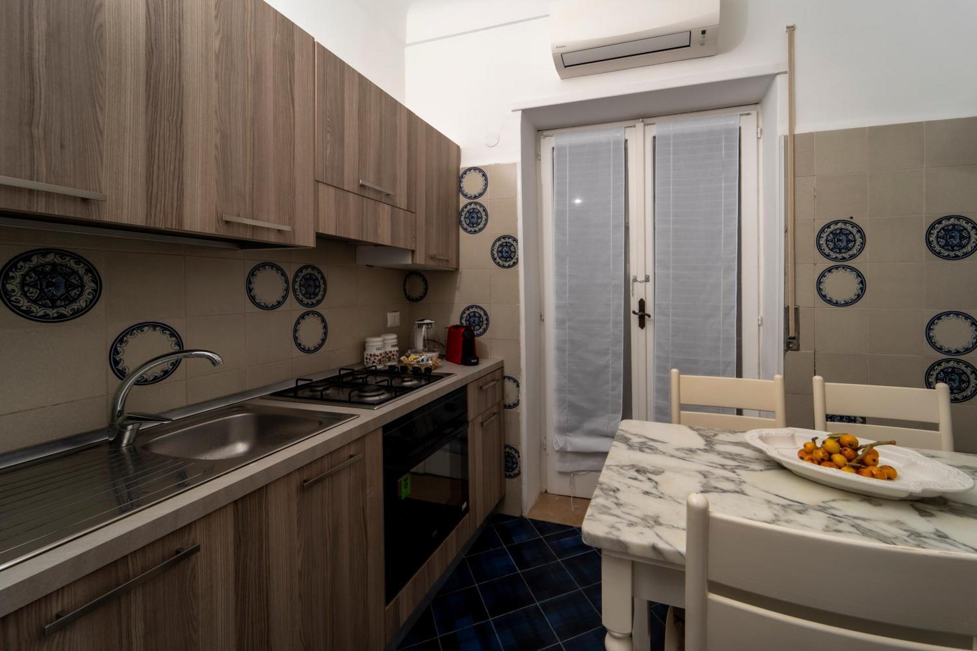 Sunbliss Capri Apartment ภายนอก รูปภาพ