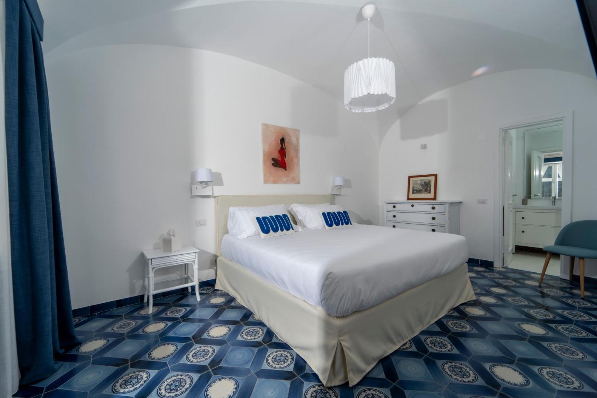Sunbliss Capri Apartment ภายนอก รูปภาพ